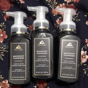 NEW- White Barn / Bath & Body Works- Mahogany Teakwood Soap